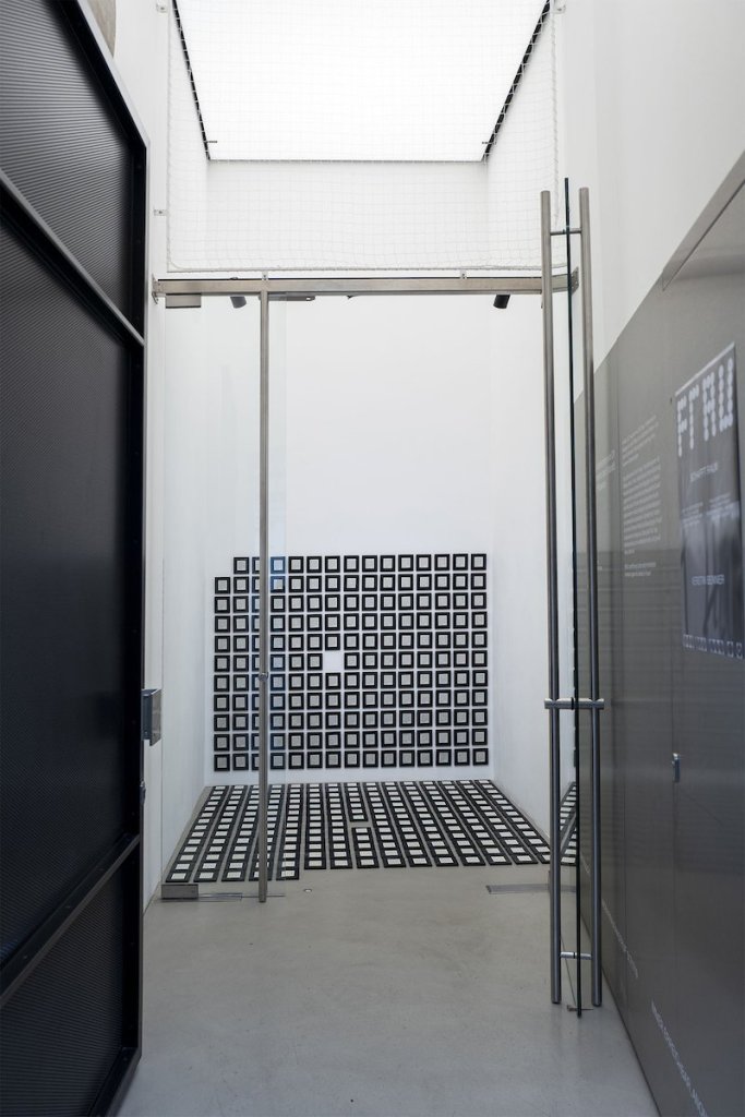 Installation: Kerstin Bennier, Foto (CI Verena Tscherner